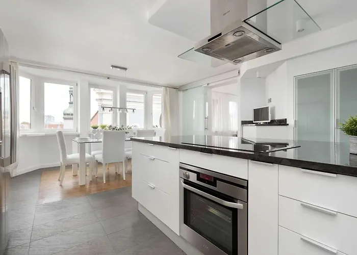 Appartamento Family With 3 Bedrooms & Air Conditioning In The Centre Of By Renters *
