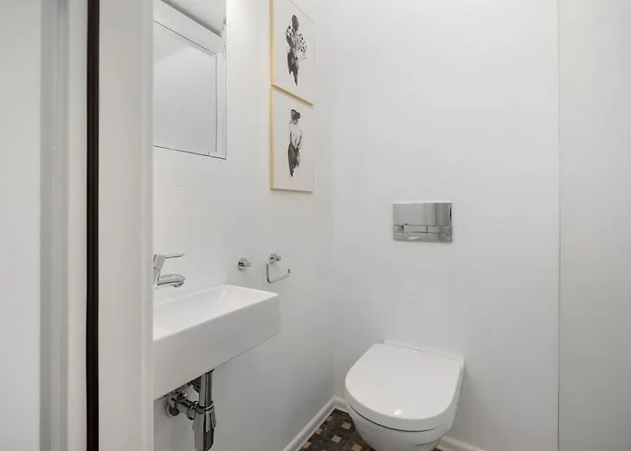 아파트 Family With 3 Bedrooms & Air Conditioning In The Centre Of By Renters 브로츠와프